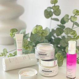 Novage+ Lift + Firm Rich -ihonhoitosetti1.jpg
