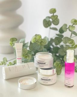 Novage+ Lift + Firm Rich -ihonhoitosetti1.jpg